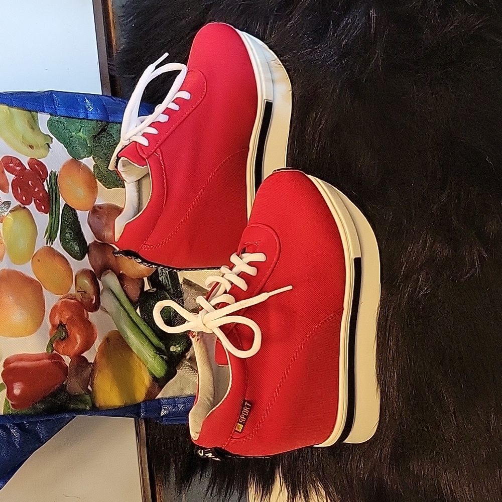 Red Platform Lace-Up Women's Sneakers